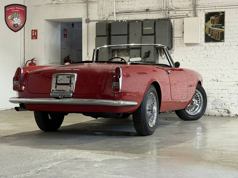 Bild 3/76 von Alfa Romeo 2600 Spider (1964)