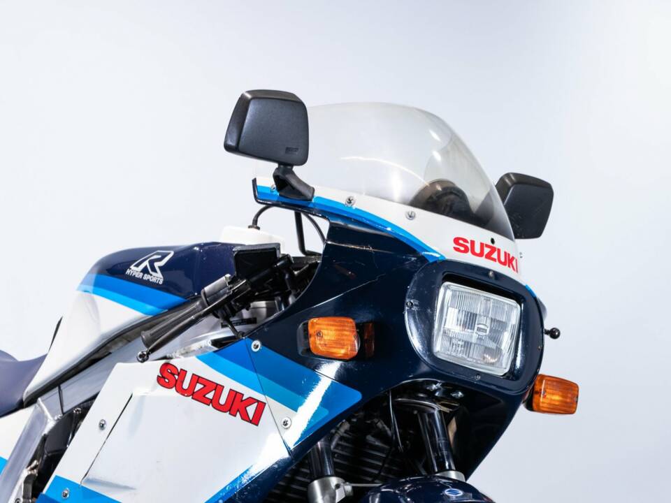 Bild 36/50 von Suzuki DUMMY (1986)