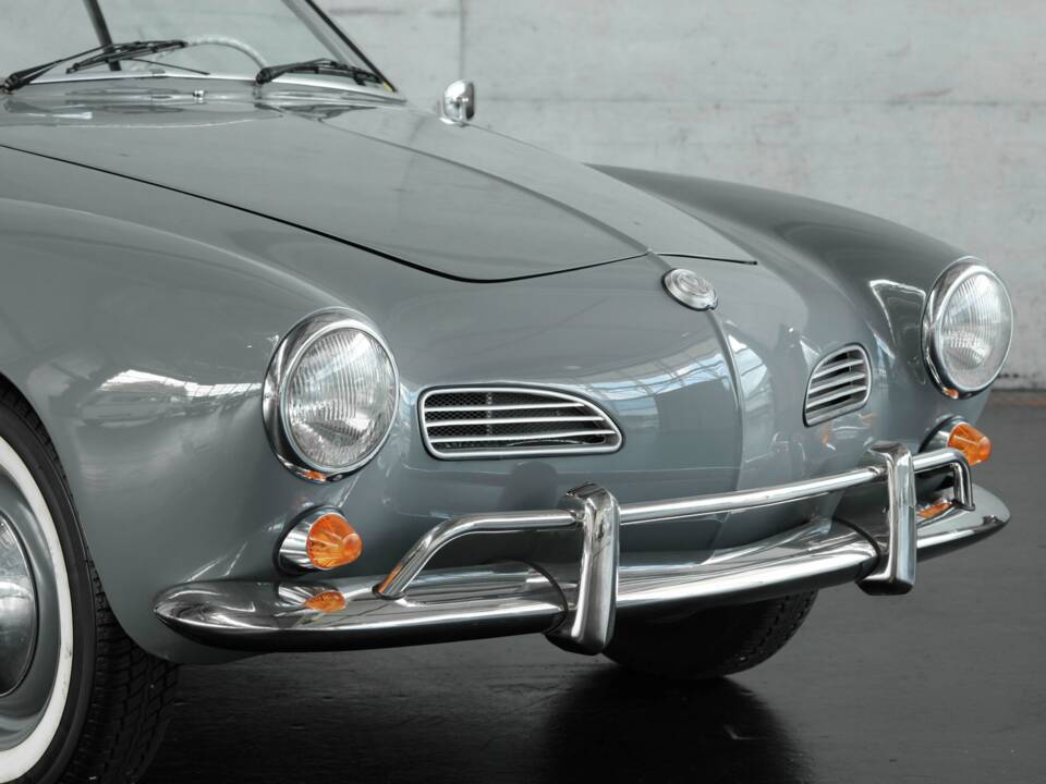 Image 17/50 of Volkswagen Karmann Ghia 1500 (1961)