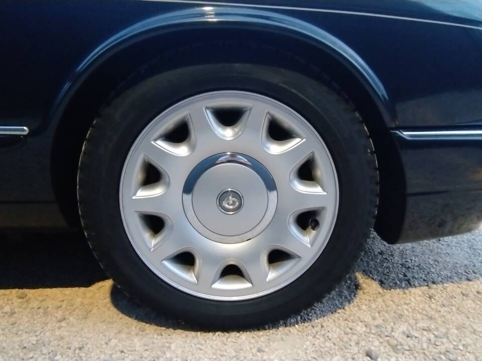 Bild 30/39 von Daimler Super V8 (1998)