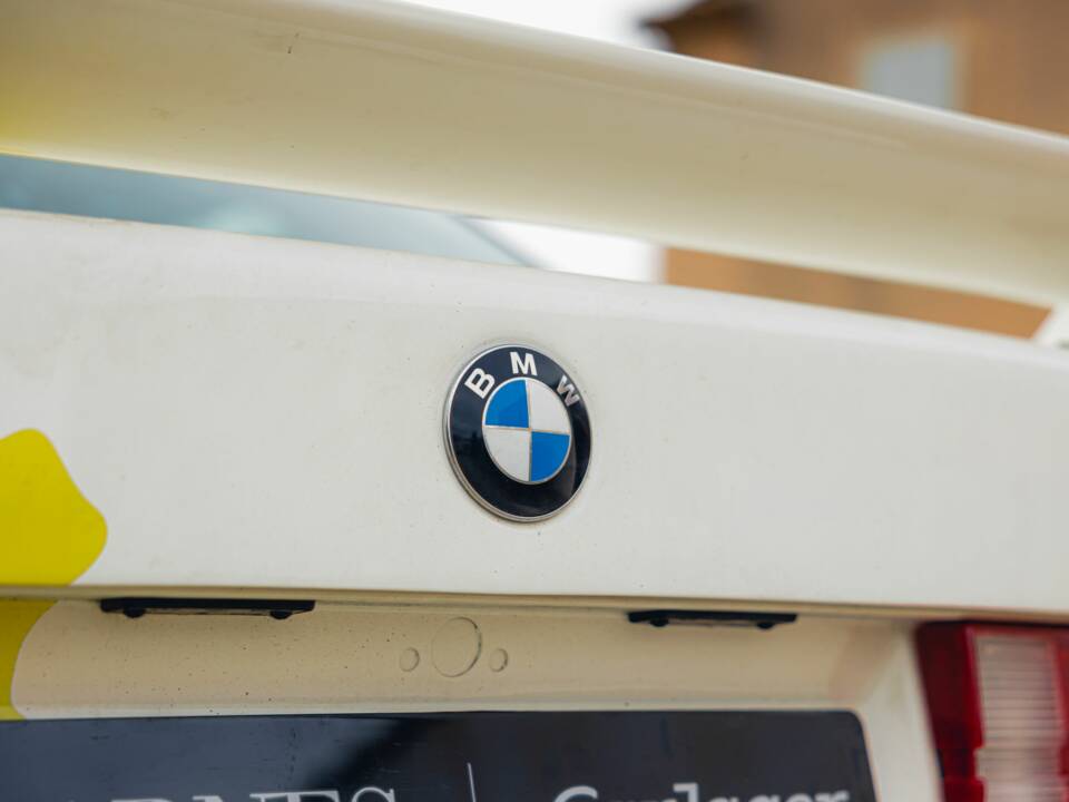 Image 18/56 de BMW M3 (1988)