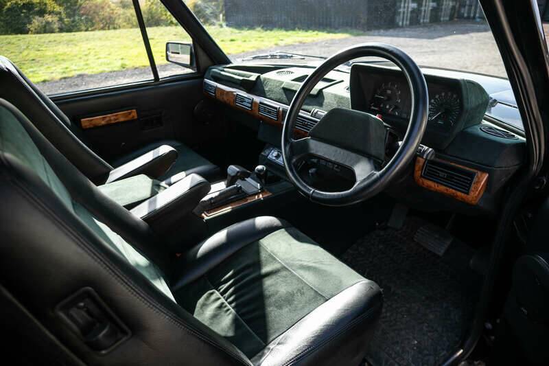 Image 2/31 of Land Rover Range Rover Classic CSK (1991)