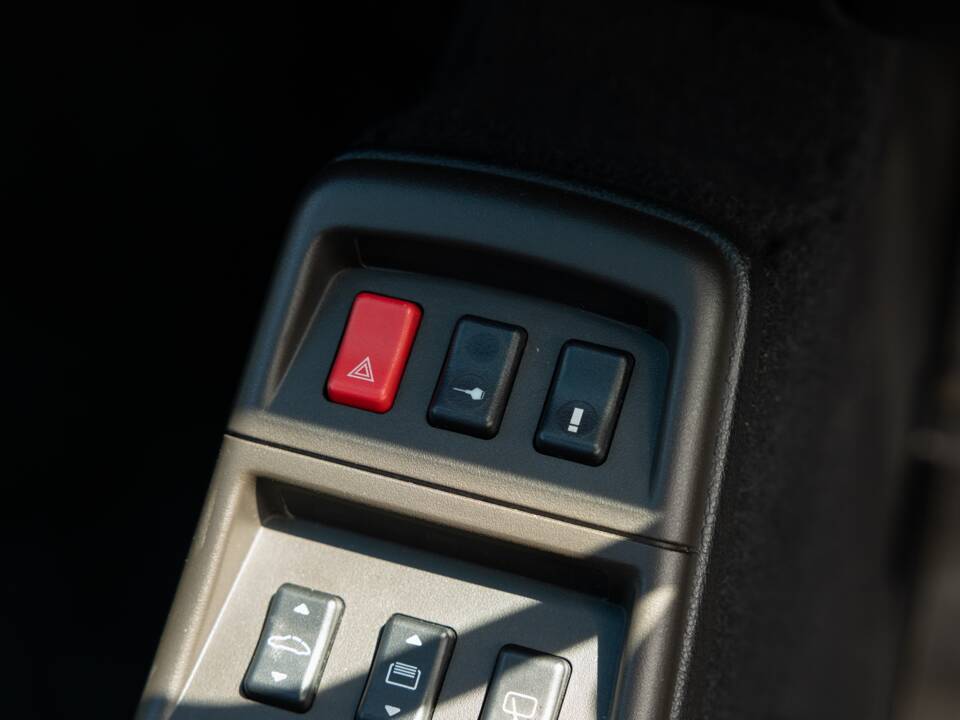 Image 26/46 de Porsche 911 Targa (1997)