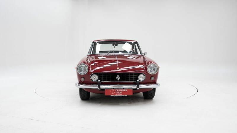 Image 5/15 of Ferrari 250 GT&#x2F;E (1961)