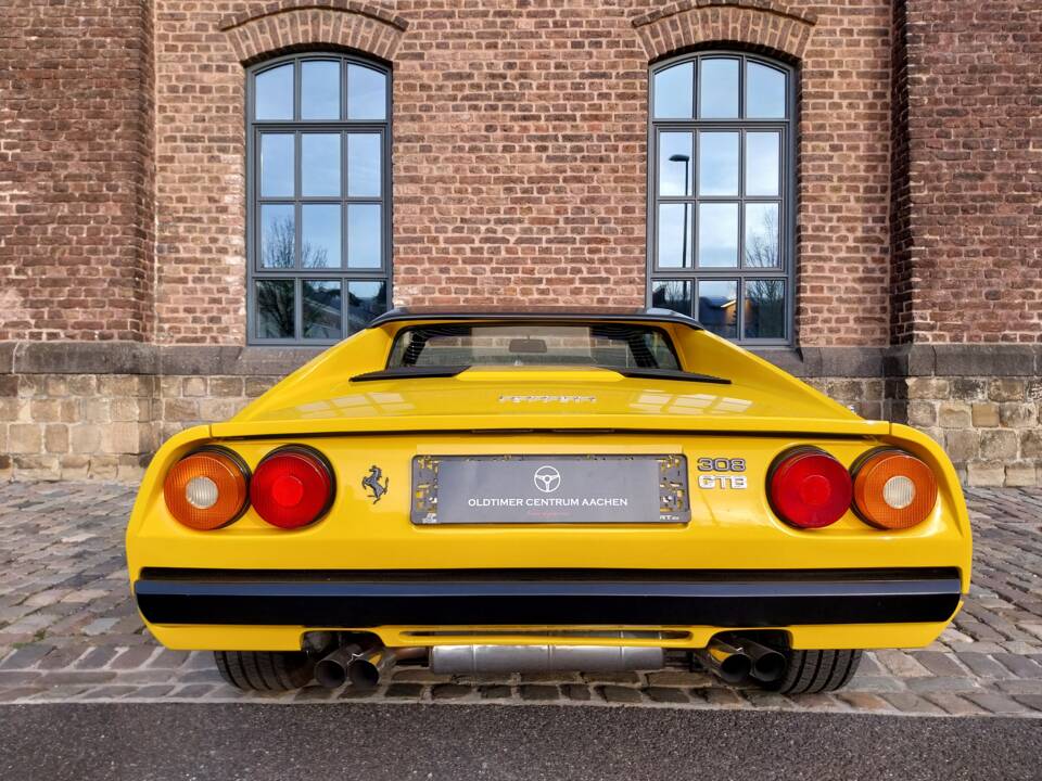 Image 17/53 of Ferrari 308 GTB (1979)