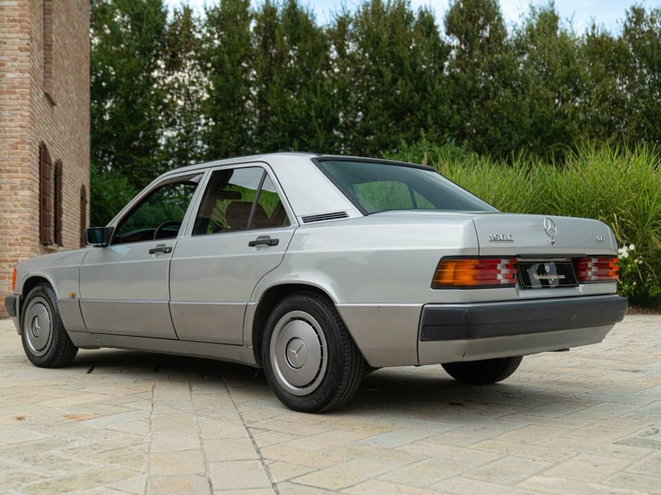 Image 6/50 of Mercedes-Benz 190 E 1.8 (1991)