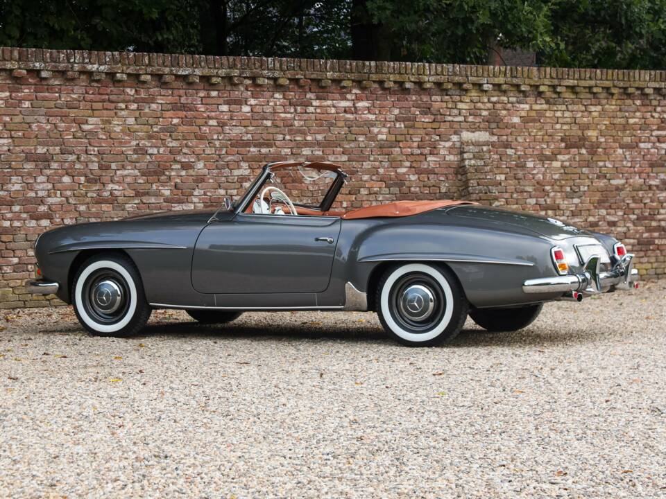 Image 42/50 of Mercedes-Benz 190 SL (1960)