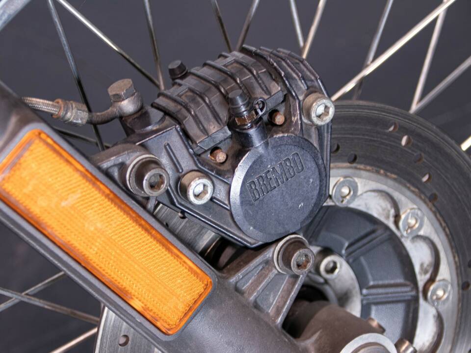 Image 16/50 of BMW R 100 G/S (1988)