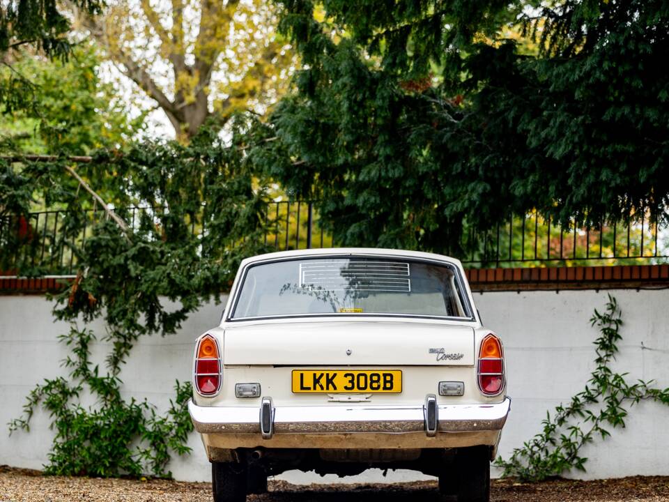 Image 18/40 of Ford Consul Corsair (1964)