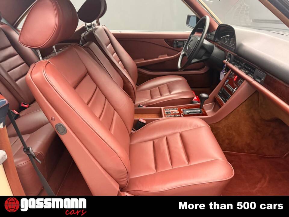 Image 12/15 de Mercedes-Benz 500 SEC (1984)