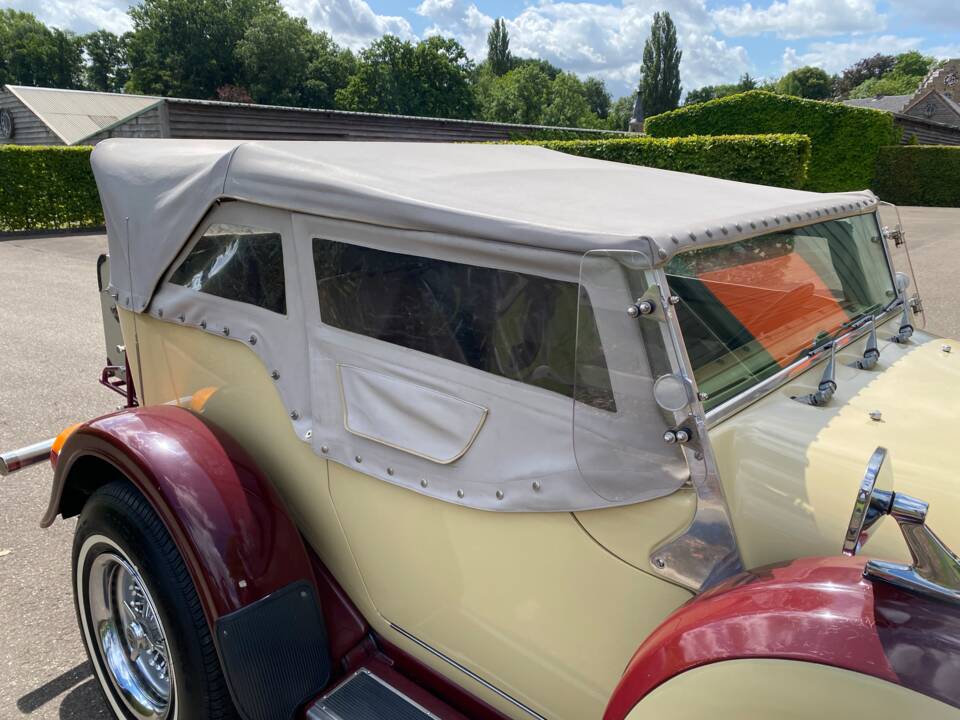 Image 15/15 of Excalibur Phaeton Series III (1978)