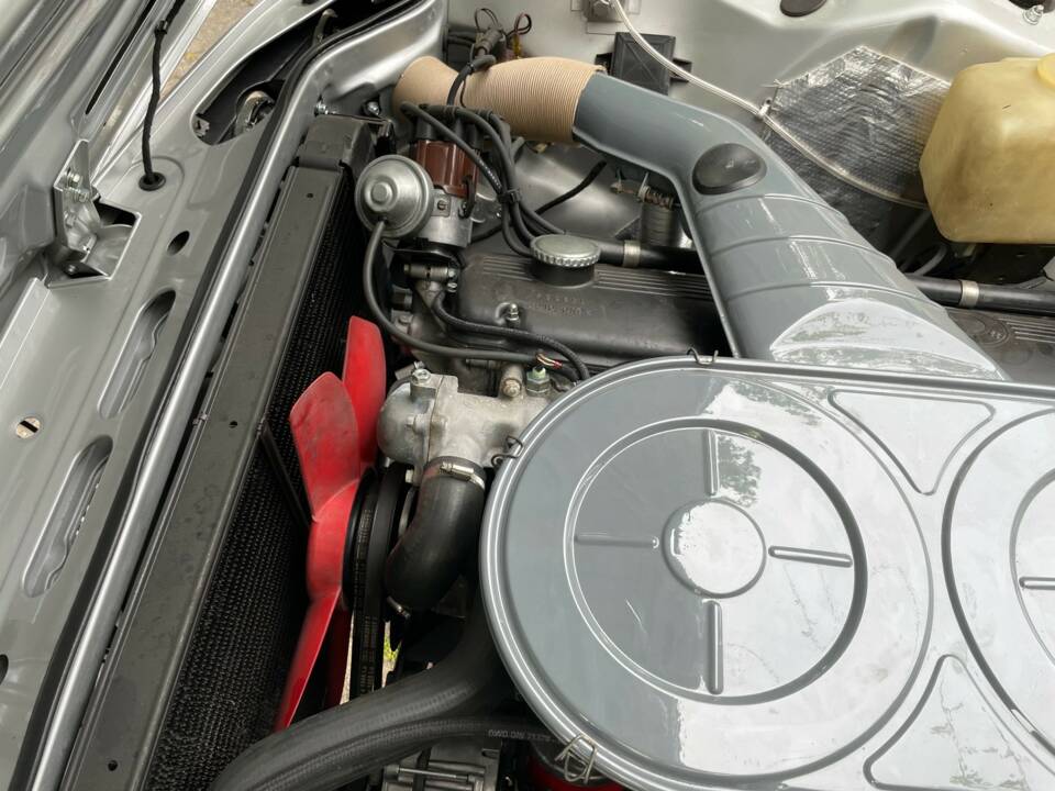 Bild 19/22 von BMW 3,0 S (1972)