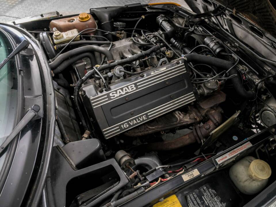Image 31/50 de Saab 900 Turbo 16V (1988)
