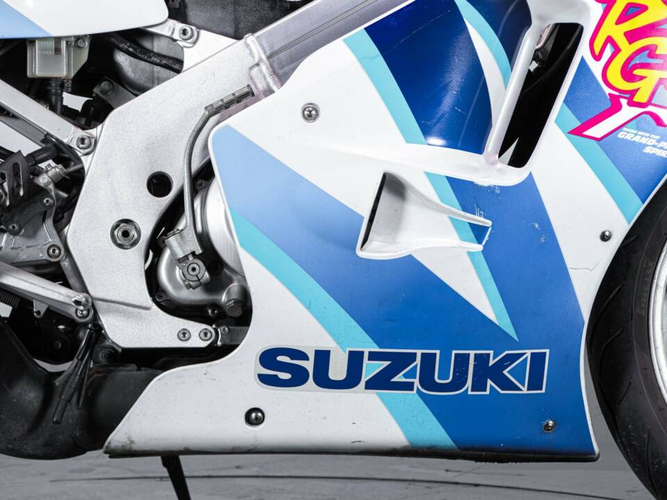 Immagine 45/50 di Suzuki RGV 250 Gamma (1992)