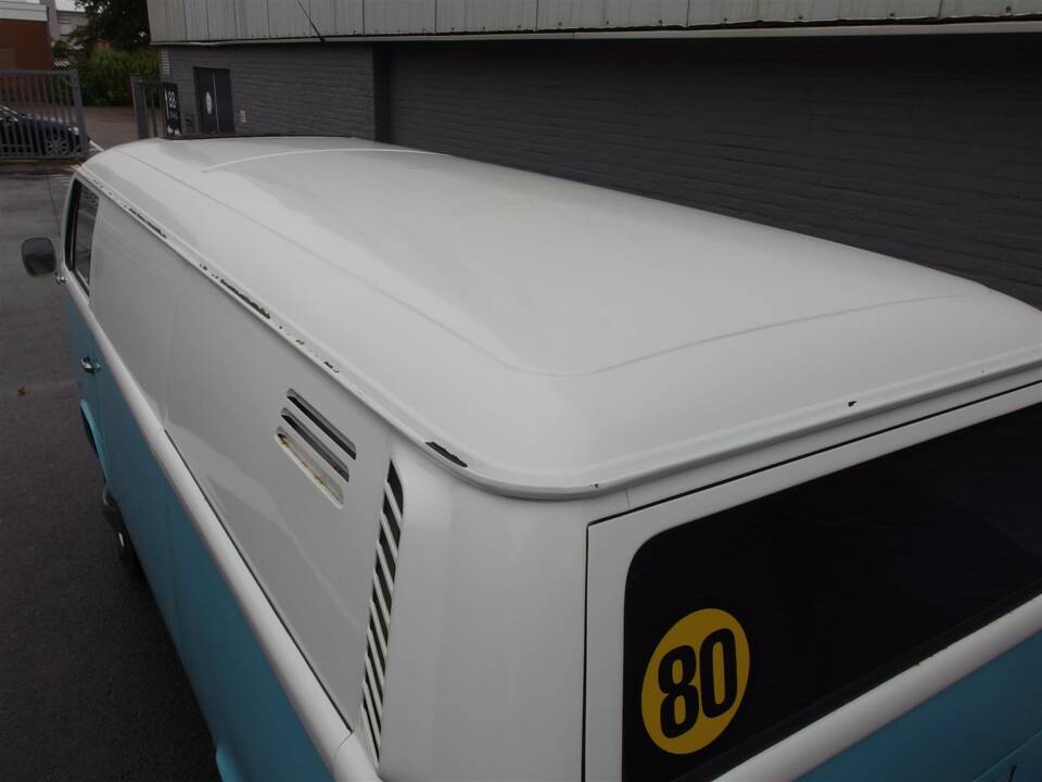 Bild 36/99 von Volkswagen T2b Kastenwagen (1977)