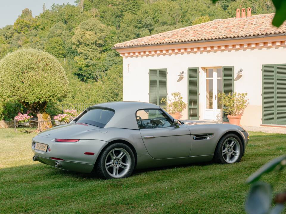 Image 27/185 of BMW Z8 (2001)