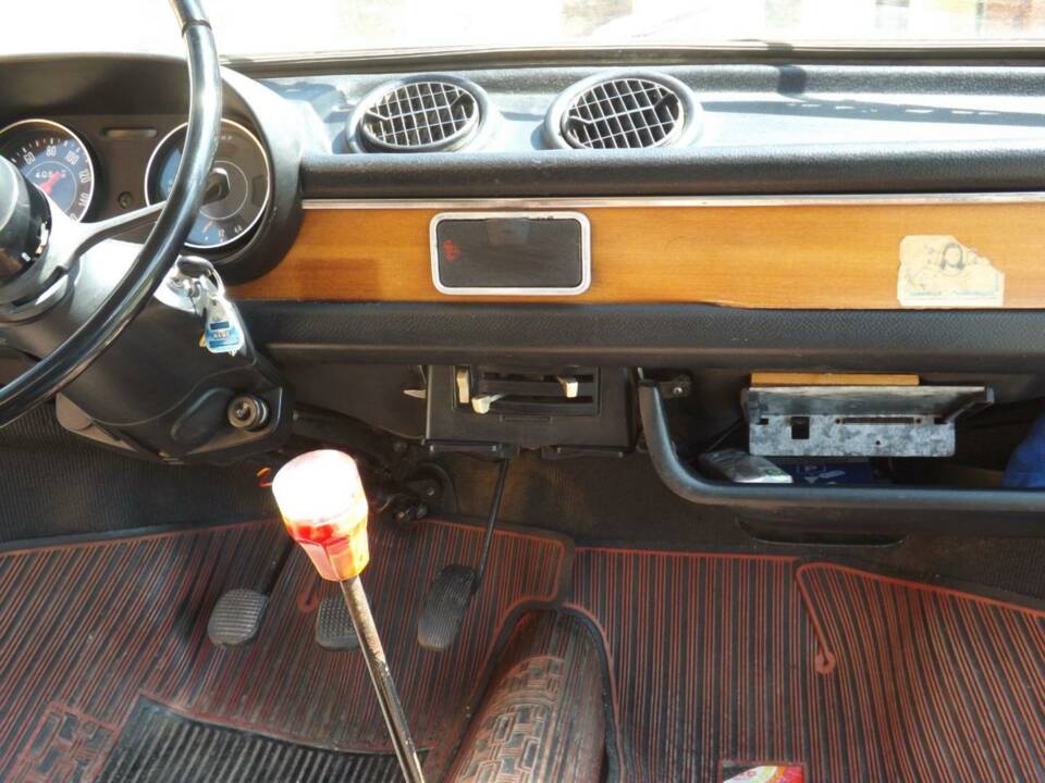 Image 21/50 de FIAT 127 (1972)