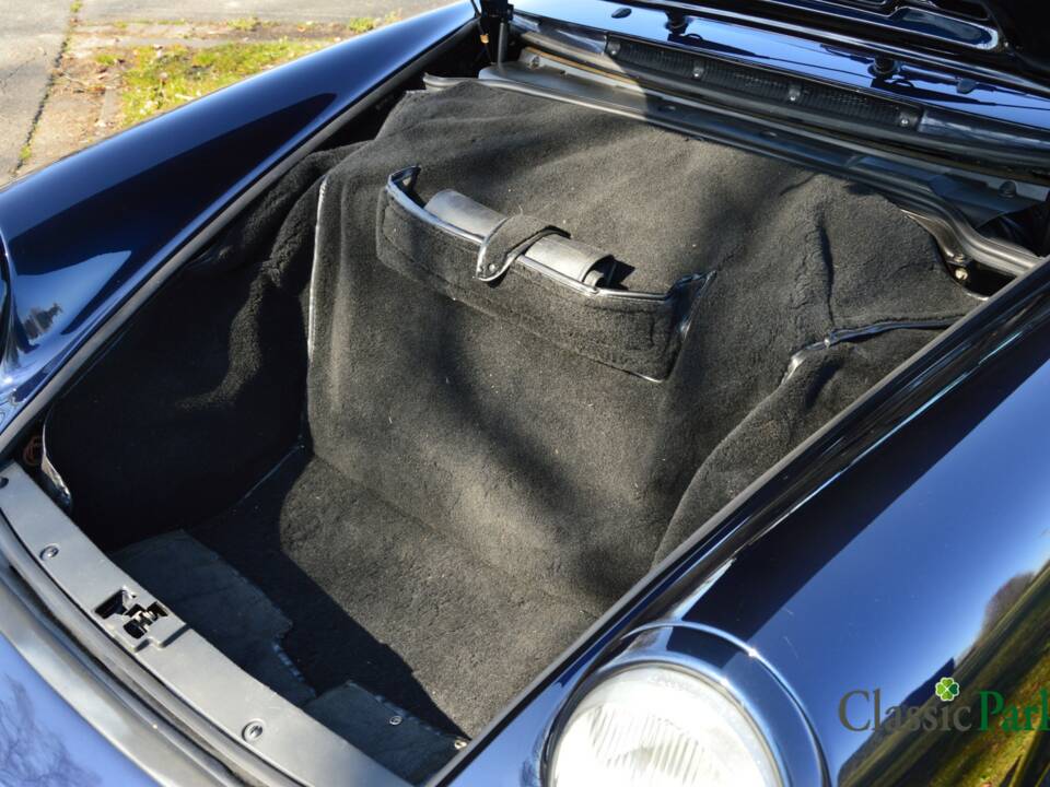 Imagen 42/50 de Porsche 911 Carrera 2 (1991)