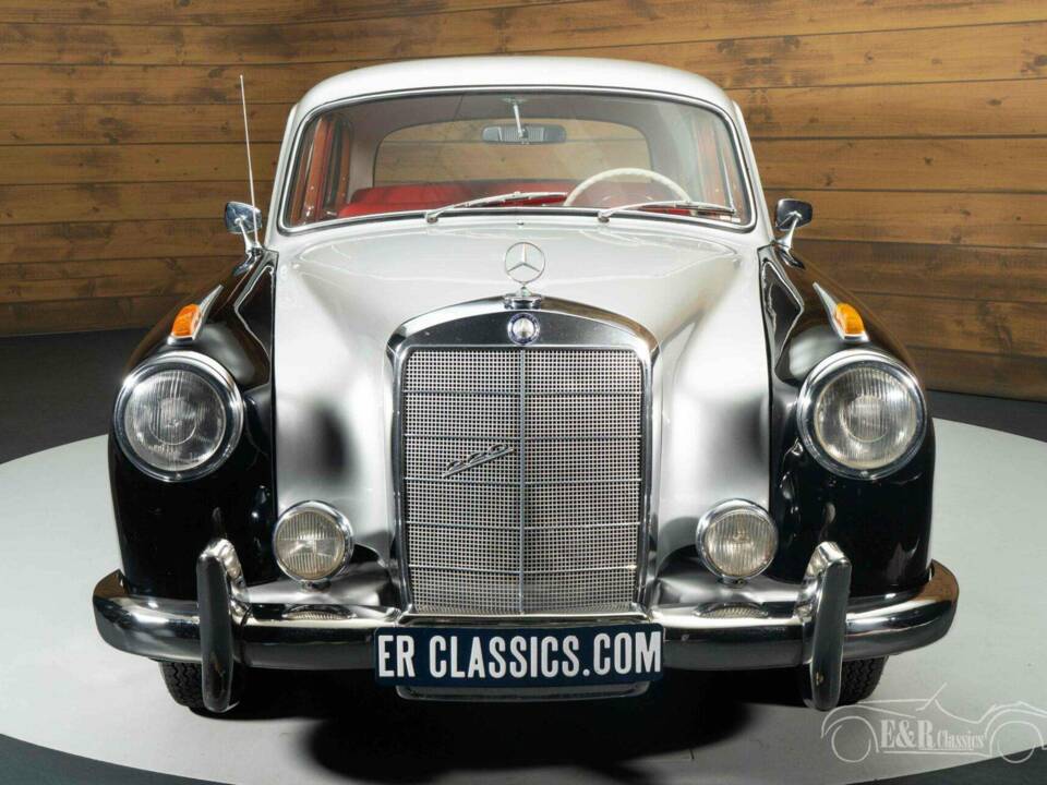Image 17/19 de Mercedes-Benz 220 a (1955)