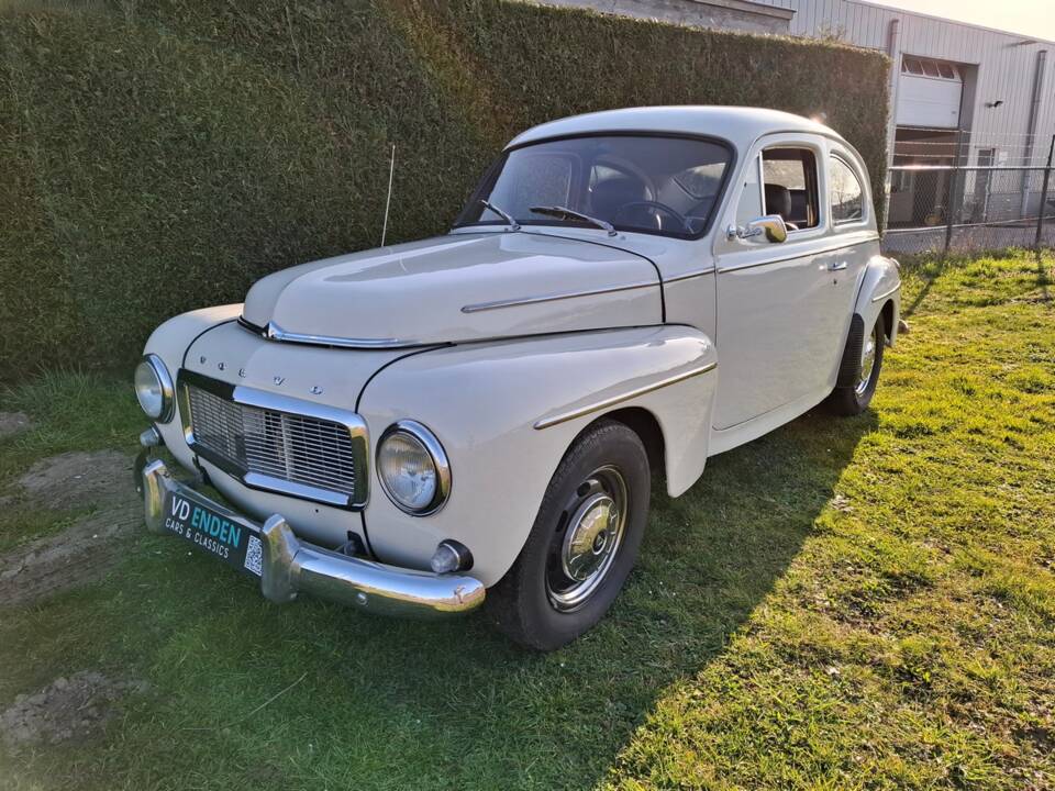 Image 1/41 of Volvo PV 544 Sport (1962)
