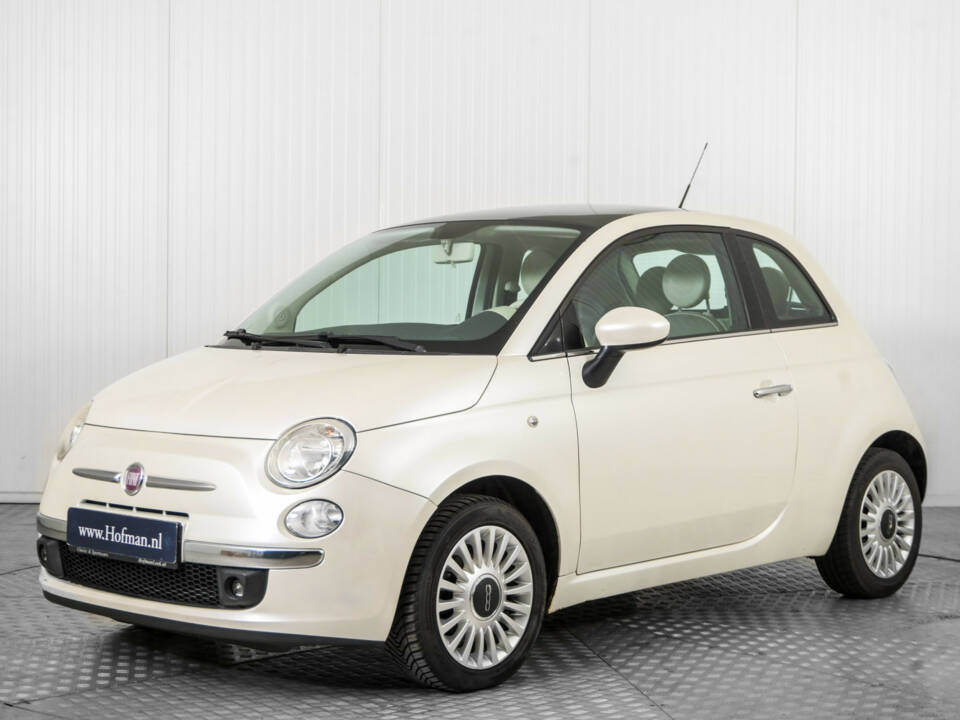 Immagine 1/48 di FIAT 500 (2009)