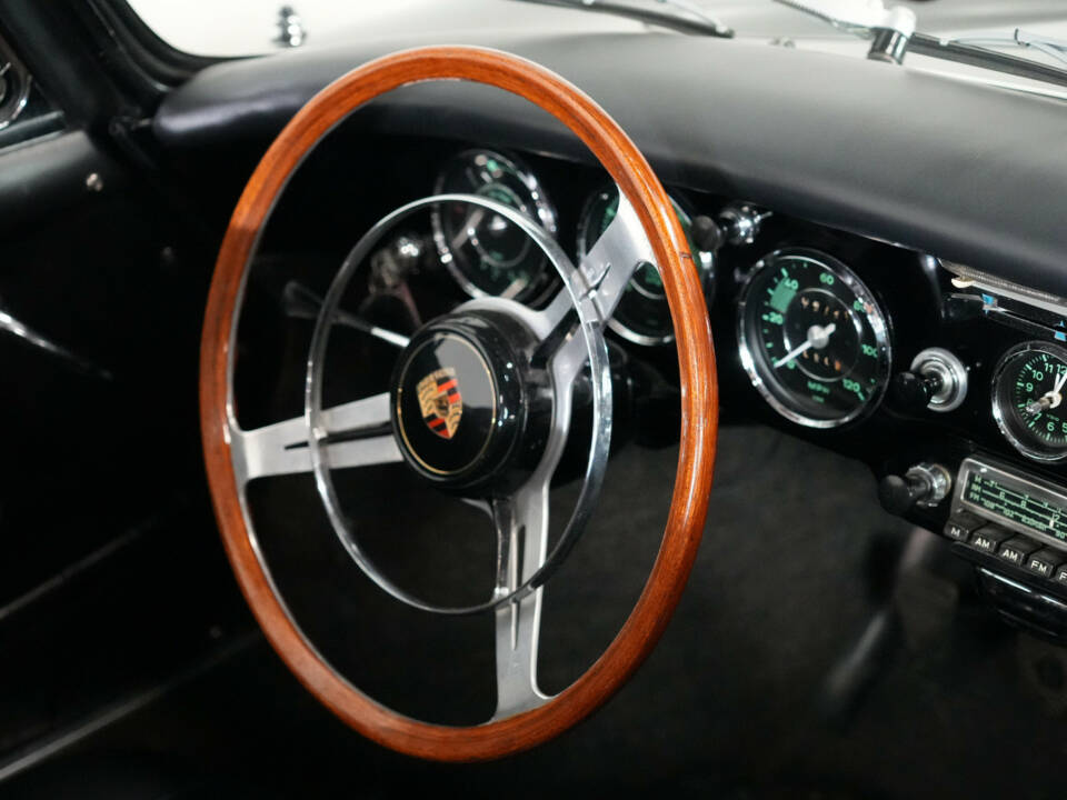 Image 38/50 of Porsche 356 B 1600 Super 90 (1962)