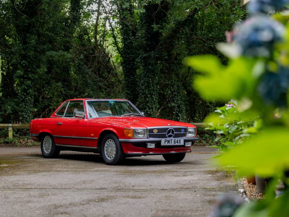 Immagine 18/25 di Mercedes-Benz 280 SL (1981)