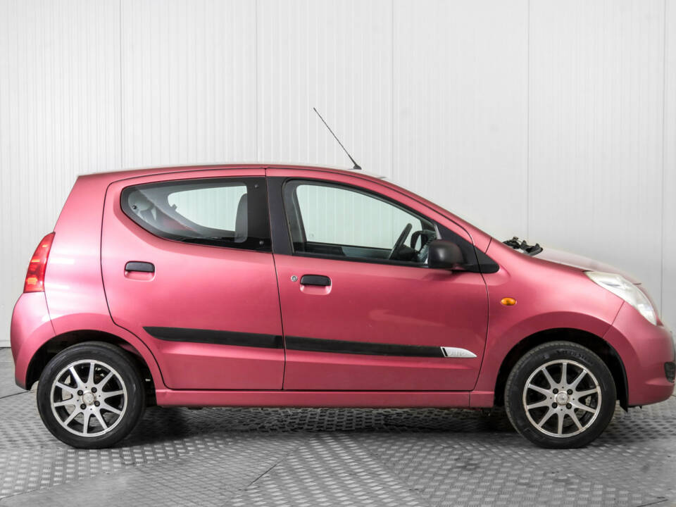 Image 10/48 of Suzuki Alto (2010)
