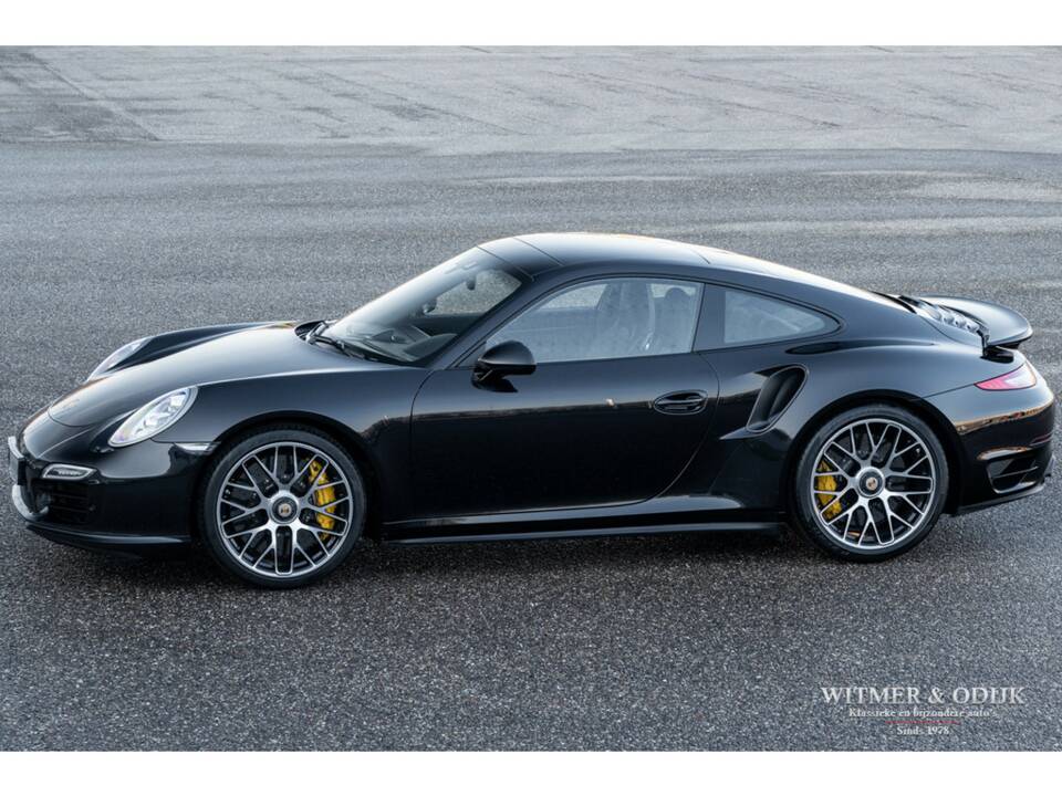 Image 1/34 of Porsche 911 Turbo S (2015)