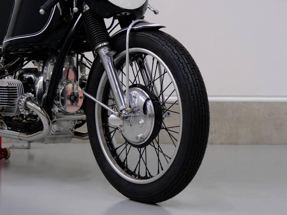 Image 18/92 of BMW R 51 (1939)