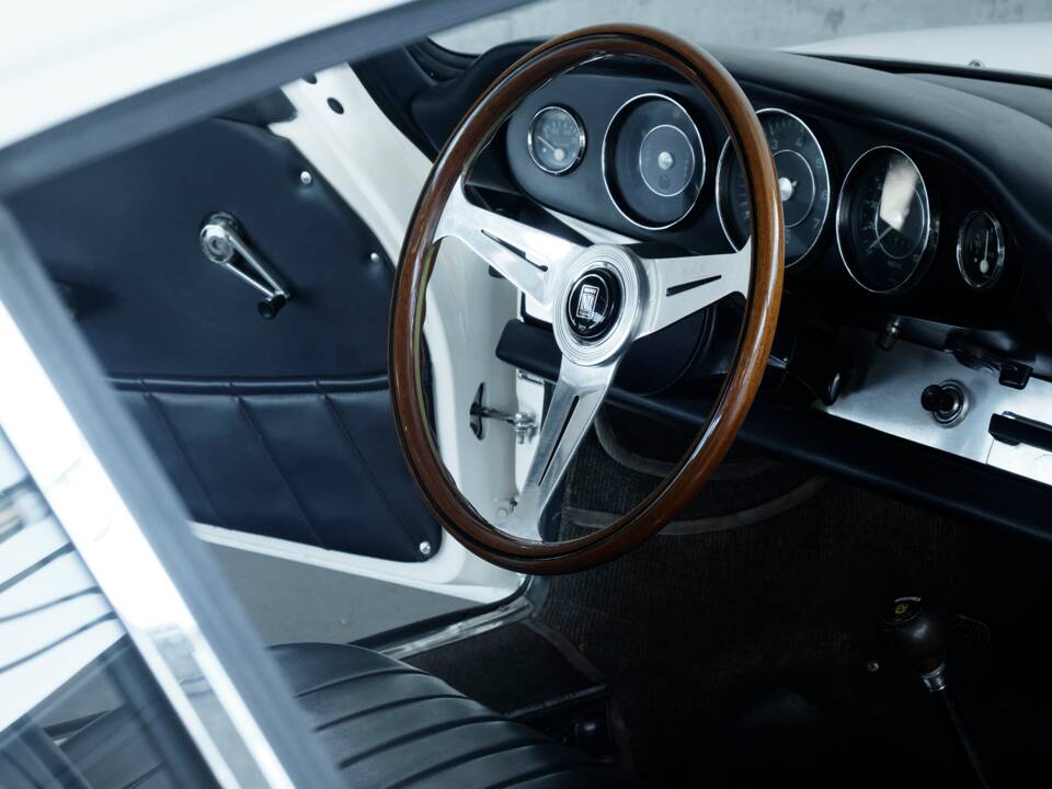 Immagine 47/50 di Porsche 912 (1966)