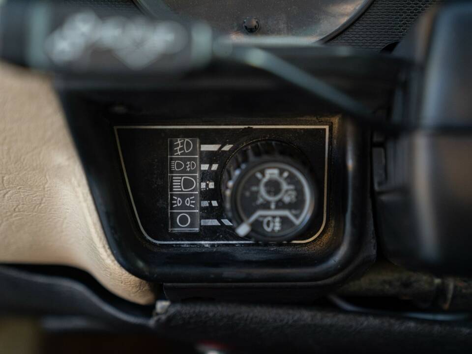 Bild 48/50 von Jaguar XJ-S 3.6 (1988)