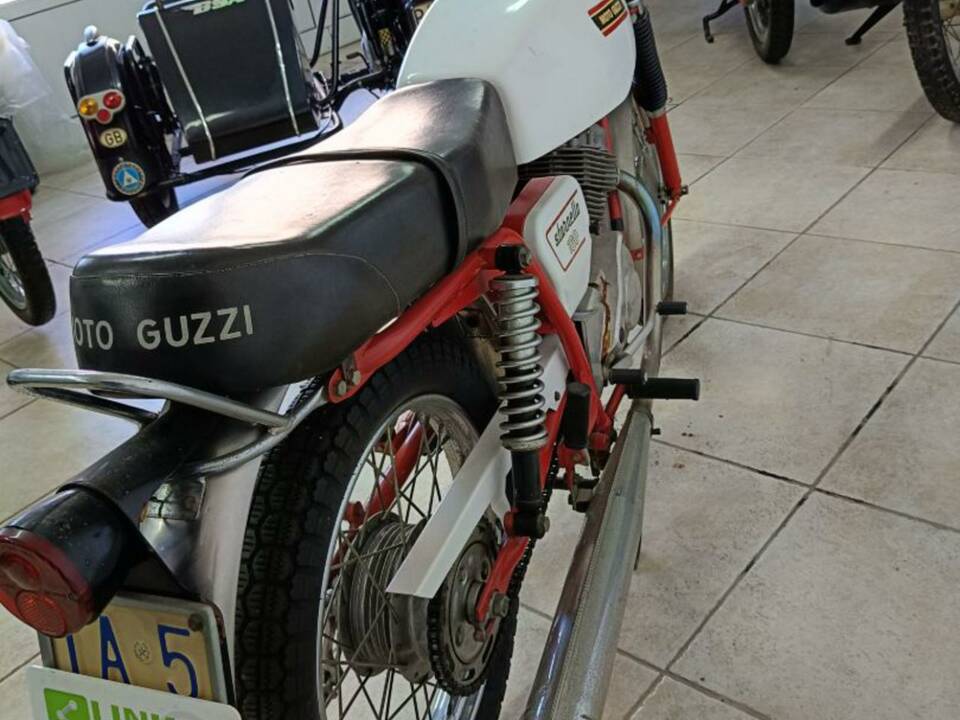 Immagine 24/29 di Moto Guzzi Stornello 160 (1972)