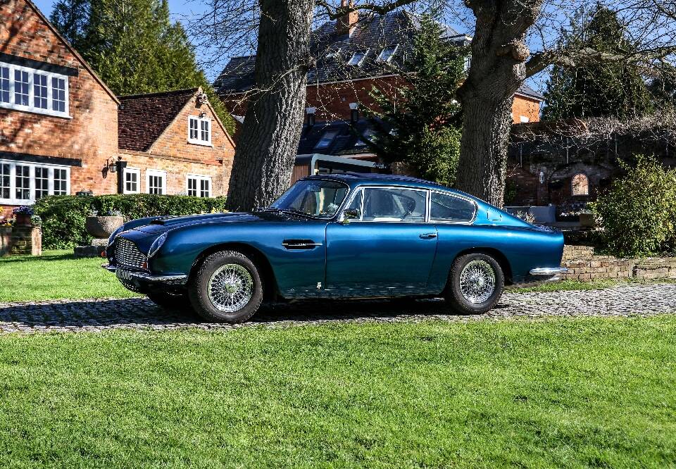 Bild 3/30 von Aston Martin DB 6 Vantage (1966)