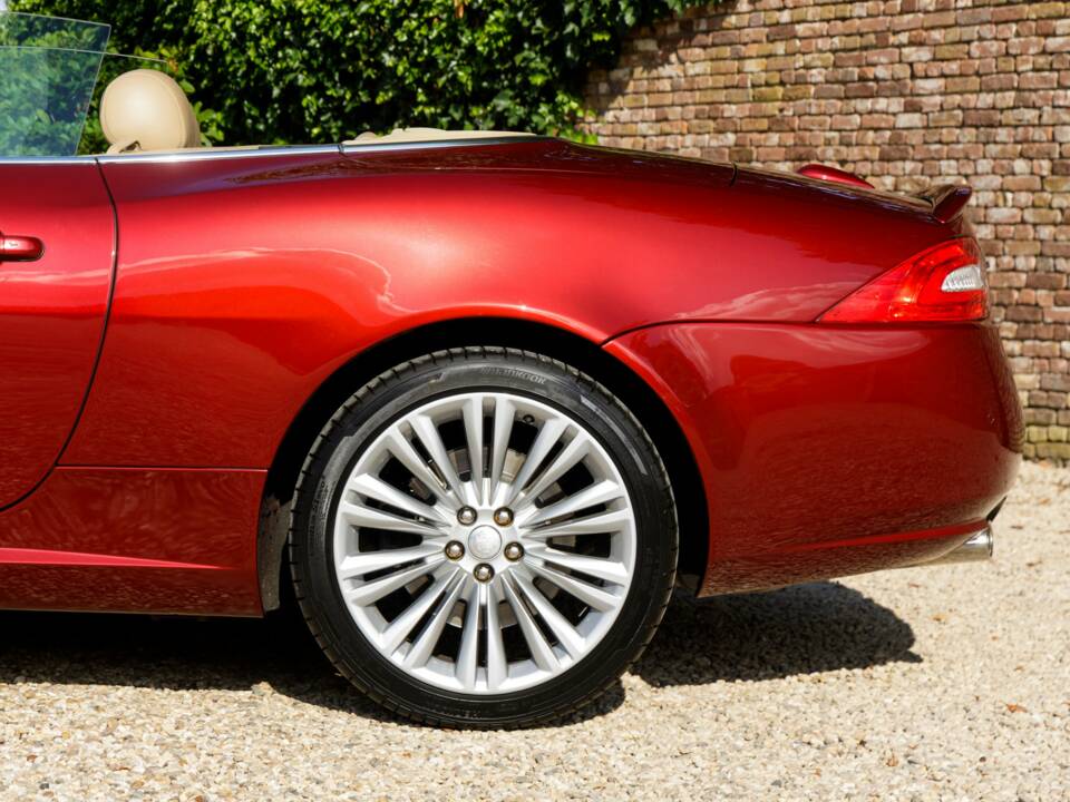 Image 19/50 of Jaguar XK (2011)