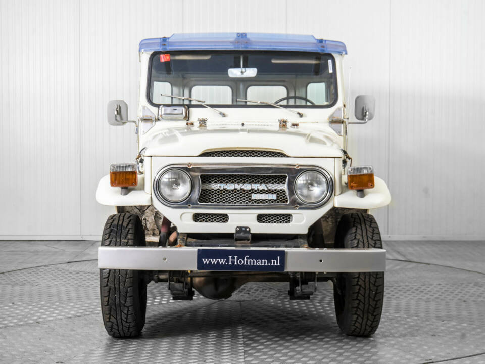 Image 14/50 of Toyota Land Cruiser BJ 43 (1977)