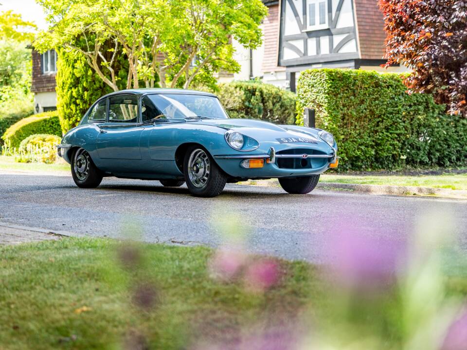 Bild 27/50 von Jaguar E-Type (2+2) (1969)