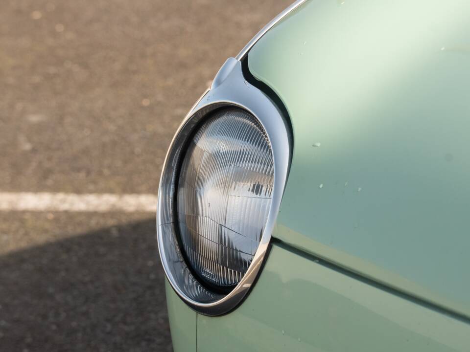 Bild 28/50 von Nissan Figaro (1991)