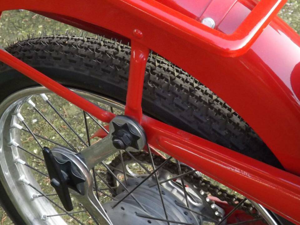 Immagine 32/41 di Moto Guzzi DUMMY (1952)