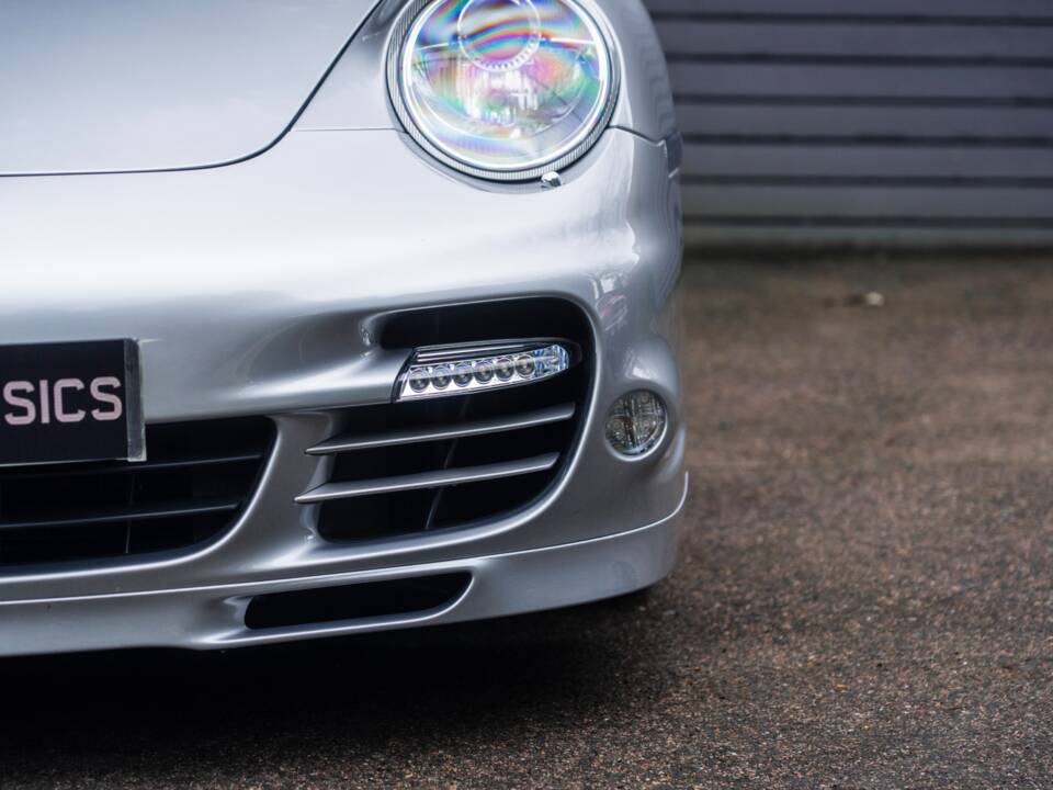 Bild 16/60 von Porsche 911 Turbo (2011)