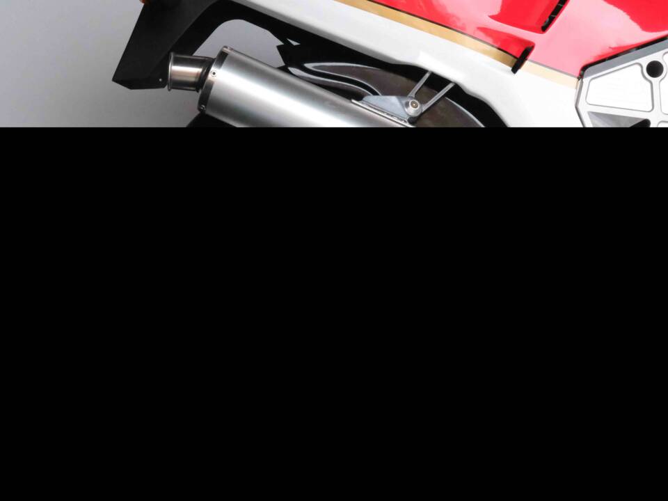 Image 5/95 of Bimota YB6 (1990)