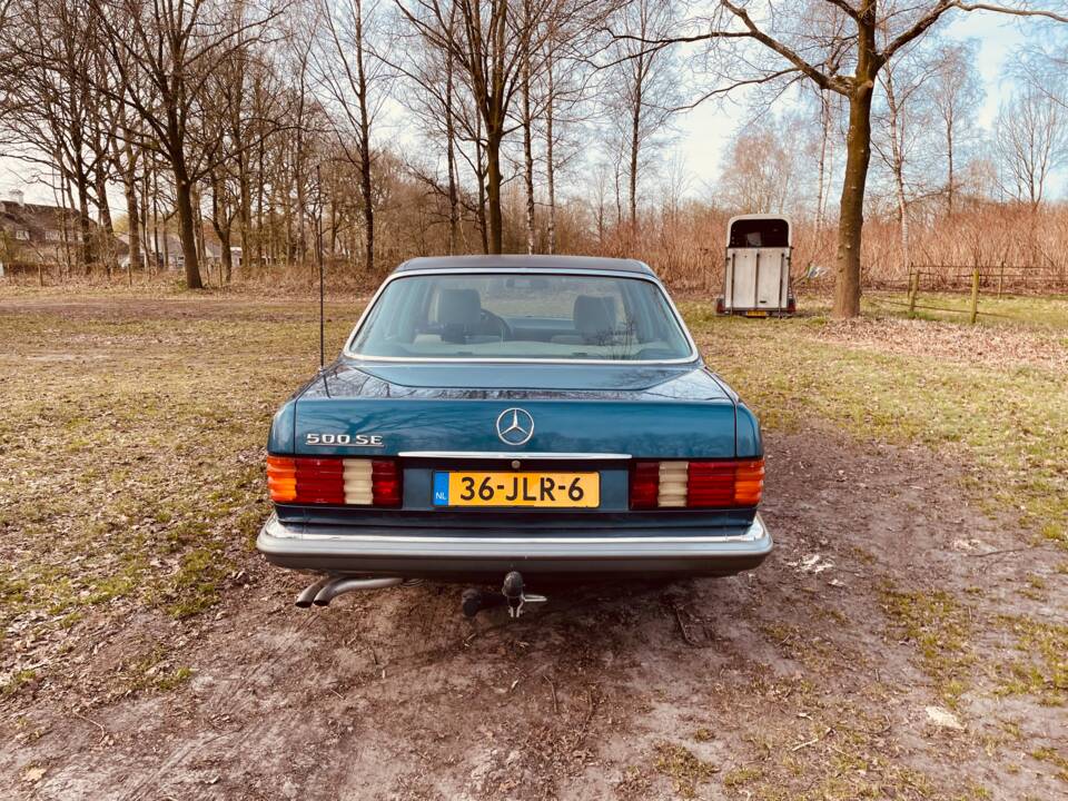 Image 4/14 of Mercedes-Benz 500 SE (1983)