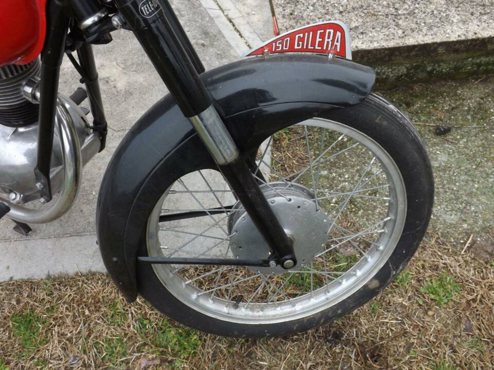 Image 28/50 of Gilera 150 Sport (1955)