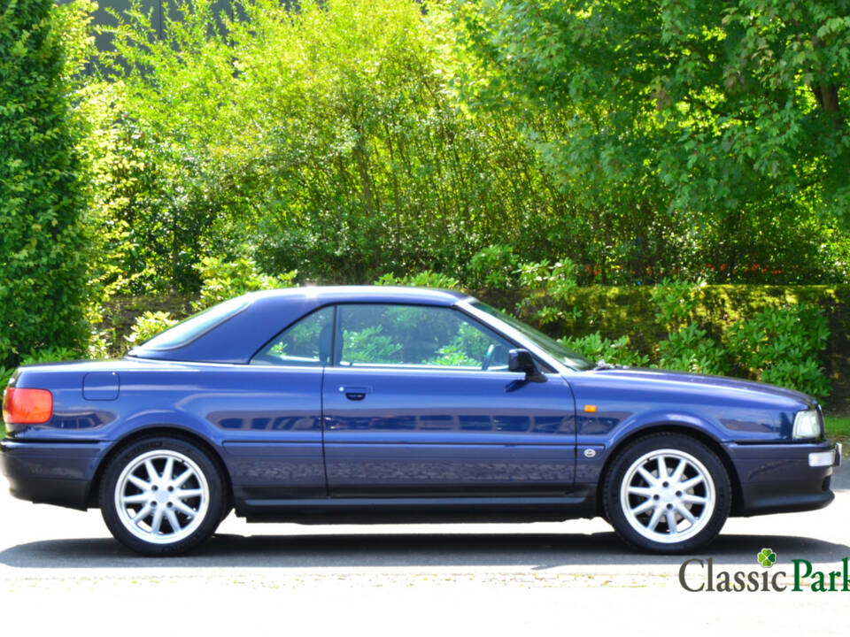 Bild 29/50 von Audi Cabriolet 2.6 (1997)