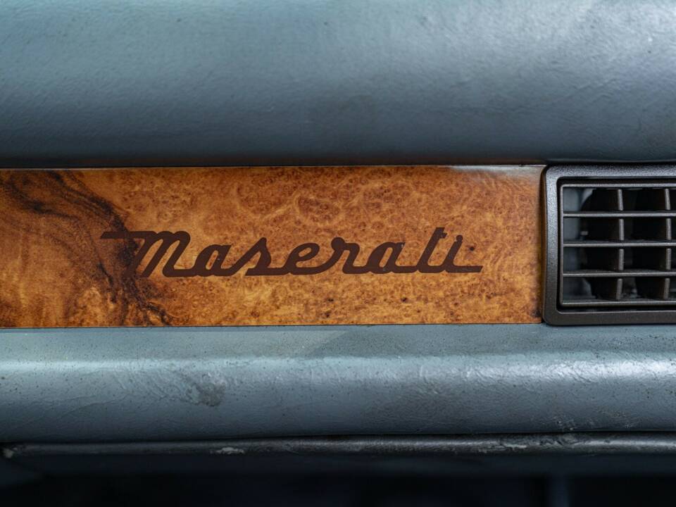 Bild 42/50 von Maserati Biturbo i (1988)