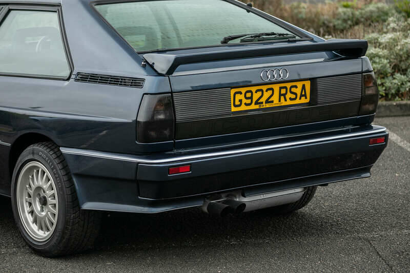 Image 9/50 of Audi 200 - 2.2 20V Turbo quattro (1990)