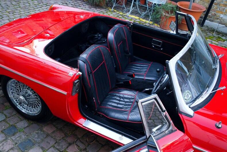 Afbeelding 26/40 van MG MGC (1900)