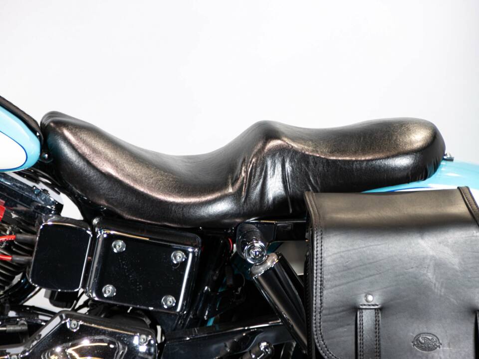 Image 40/50 de Harley-Davidson Dyna Glide Custom (1994)
