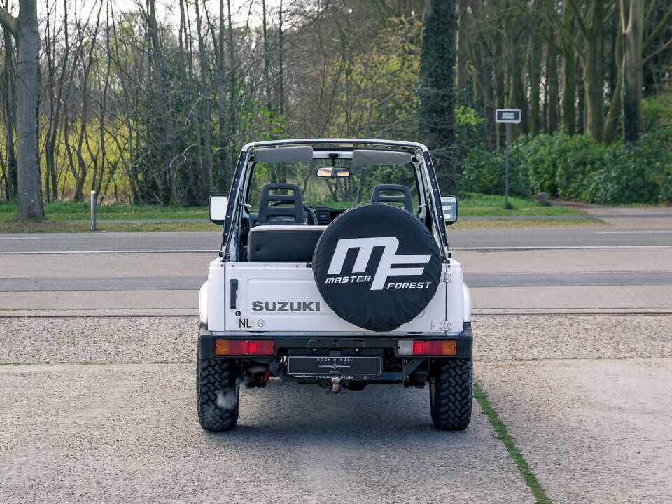 Bild 12/35 von Suzuki SJ Samurai (1993)