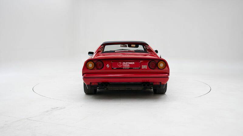 Bild 7/15 von Ferrari 328 GTS (1987)